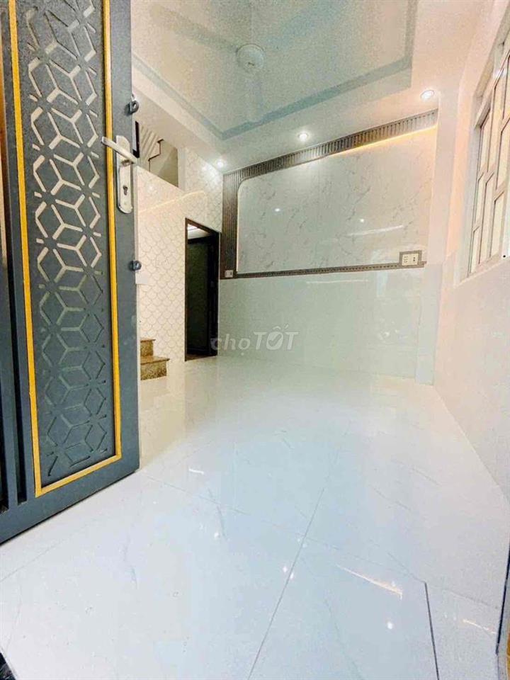 NHÀ BÁN CĂN GÓC  ĐƯỜNG BA ĐÌNH P8Q8: 2,58 TỶ
