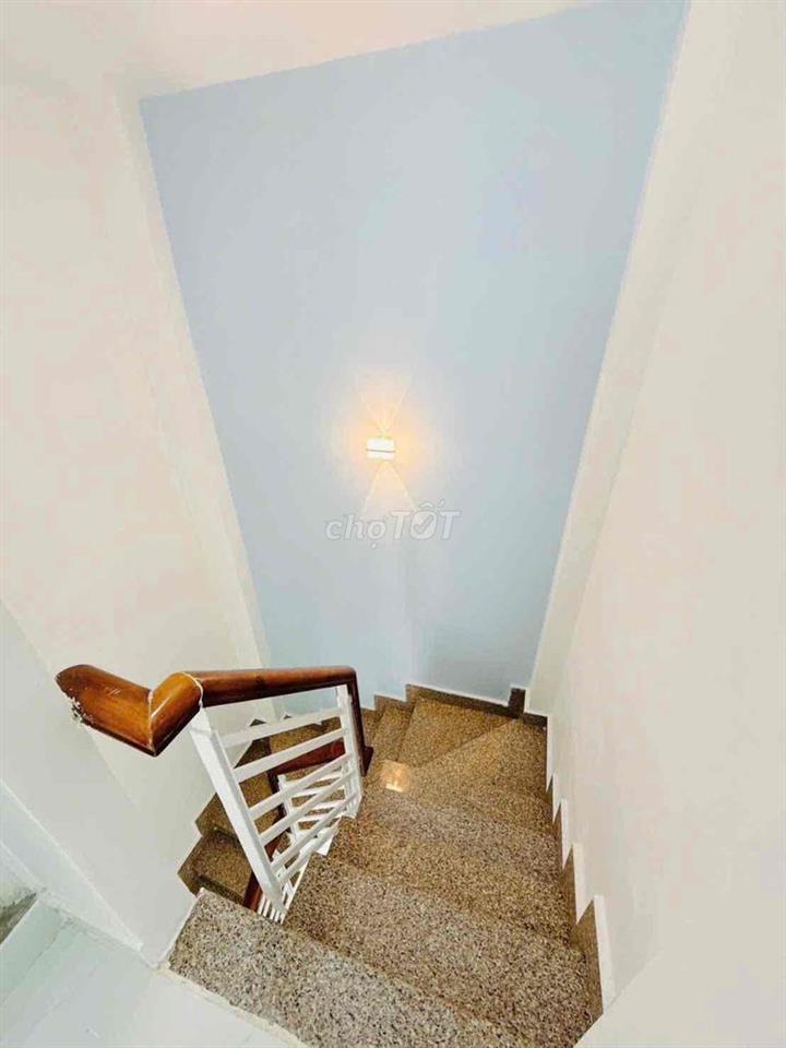 NHÀ BÁN CĂN GÓC  ĐƯỜNG BA ĐÌNH P8Q8: 2,58 TỶ
