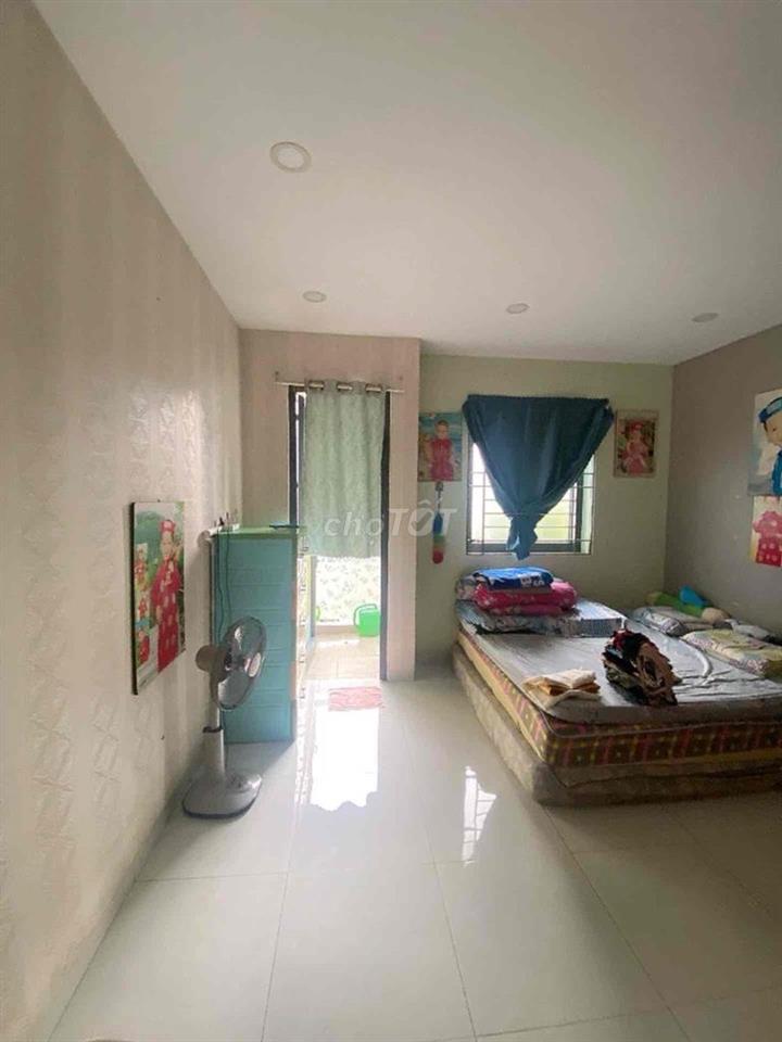 - NHÀ 5 TẦNG ÂU DƯƠNG LÂN – HẺM THÔNG 4M – 5 PHÒNG NGỦ – SỔ HỒNG HOÀN