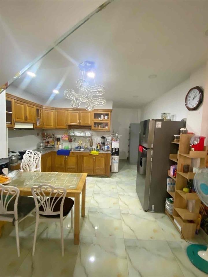 - NHÀ 5 TẦNG ÂU DƯƠNG LÂN – HẺM THÔNG 4M – 5 PHÒNG NGỦ – SỔ HỒNG HOÀN