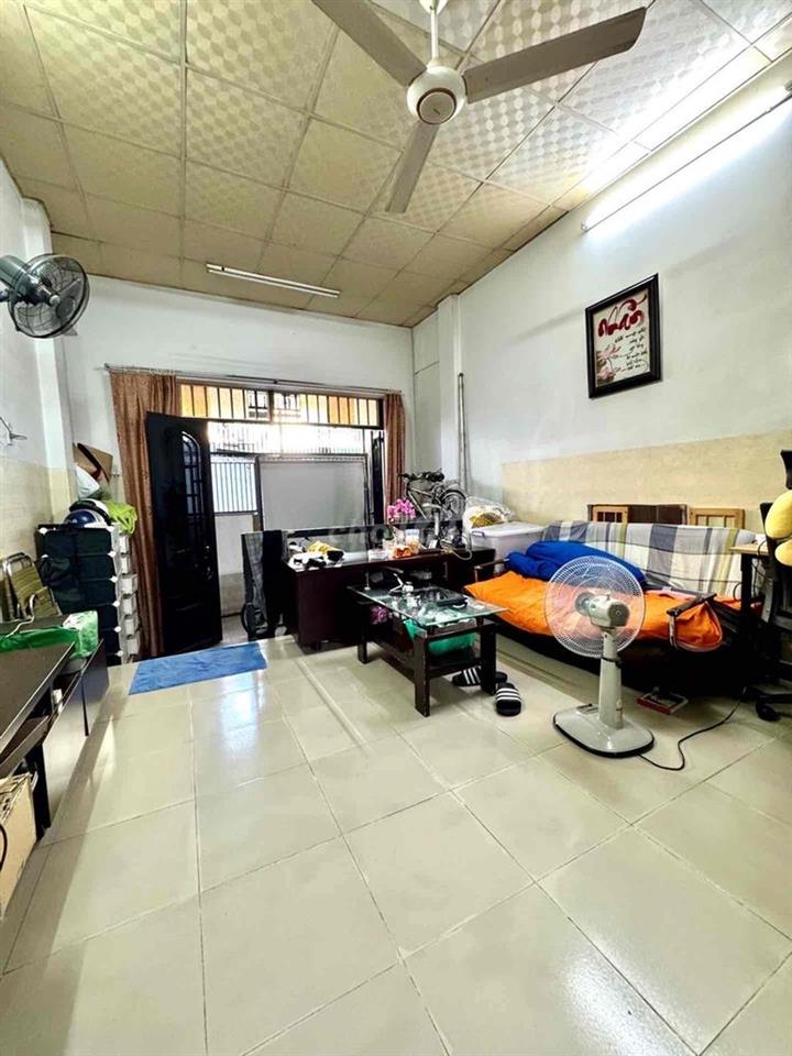 -64,4M2- NHÀ DƯƠNG BÁ TRẠC – QUẬN 8 GIÁP QUẬN 1 – CHỈ VÀI PHÚT QUA TRU