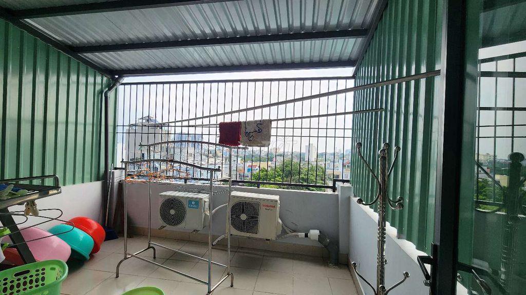 Chính chủ đăng bán nhà mới đẹp kiểu cổ điển 5 tầng vào ở liền Q8