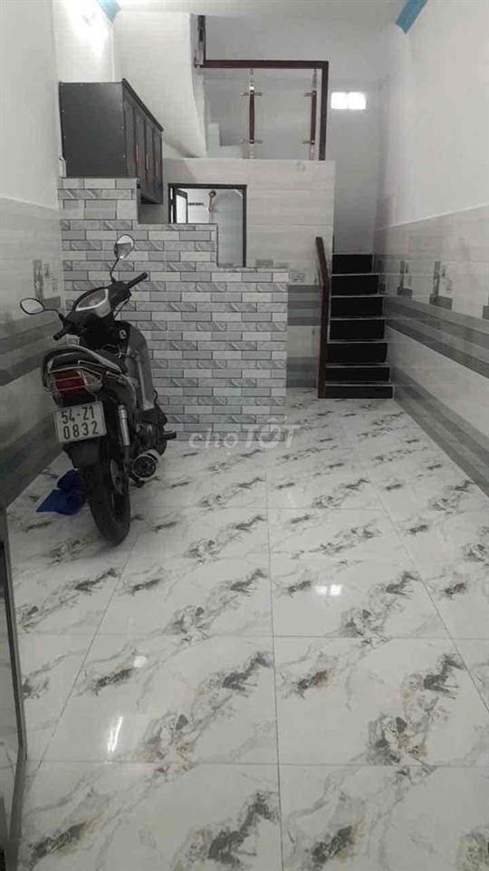 Nhà đẹp quận 8  dọn vào ngay giá rẽ