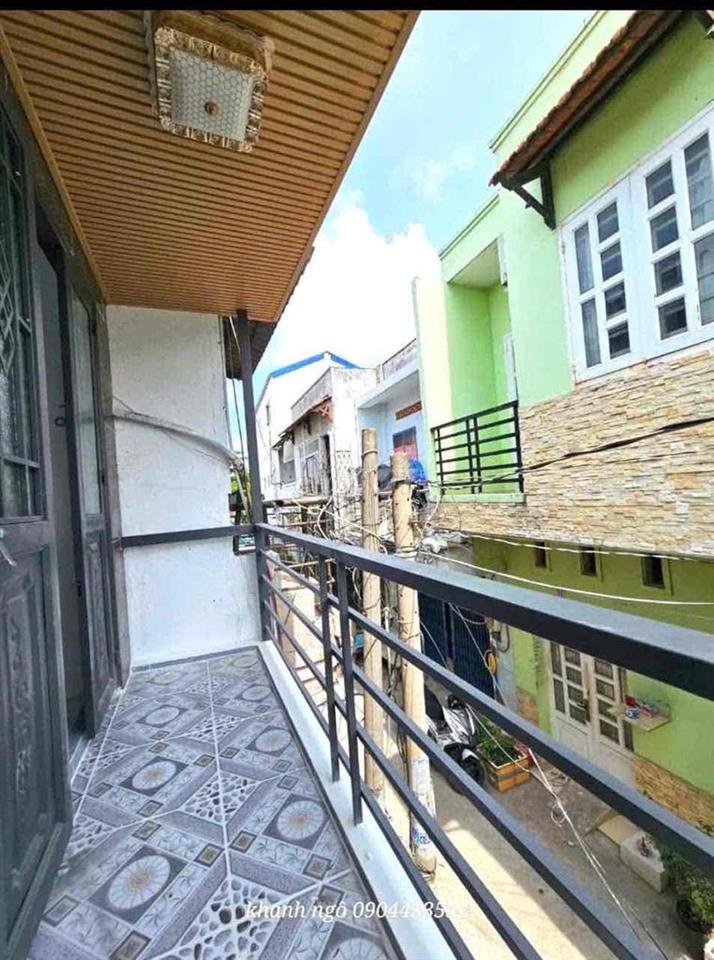 Nhà đẹp Phạm Hùng Bình Chánh hẽm xe hơi giá rẽ