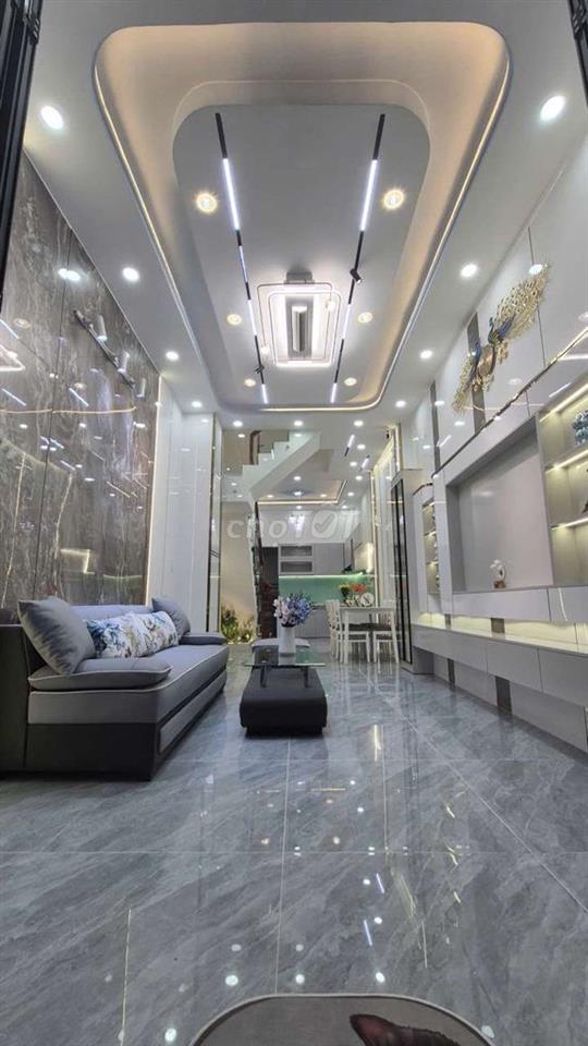 Chính chủ bán Nhà  bán 3,4x 11, 1 trệt, 2 lầu sân thượng trước sau