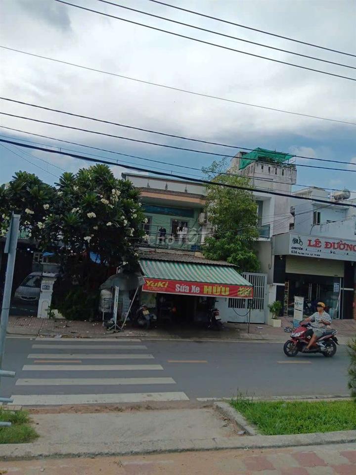 nhà mặt tiền đường phường phú định 