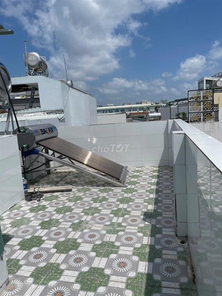 Nhà 3 tầng + Sân Thượng ở Hưng Phú, Q.8 | 6,5×6,9m | 2 PN lớn - 3WC