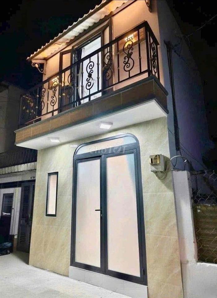 Nhà dành cho người thu nhập thấp giá 900triệu