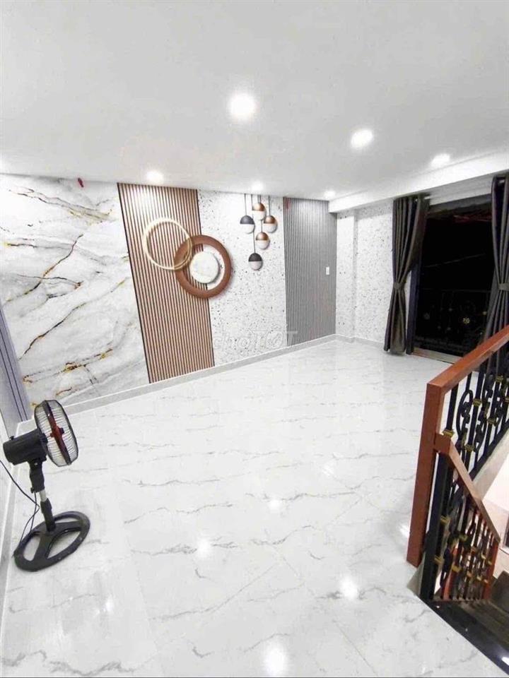 Nhà dành cho người thu nhập thấp giá 900triệu