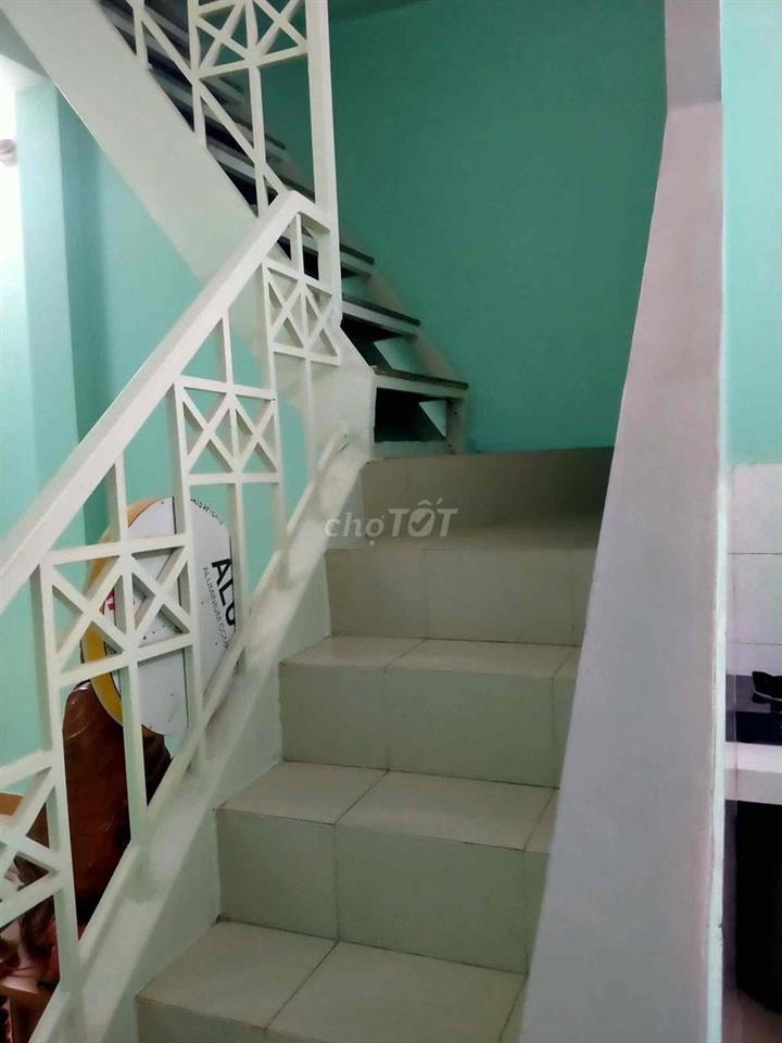 NHÀ 1 TRỆT 1 LẦU CHÍNH CHỦ