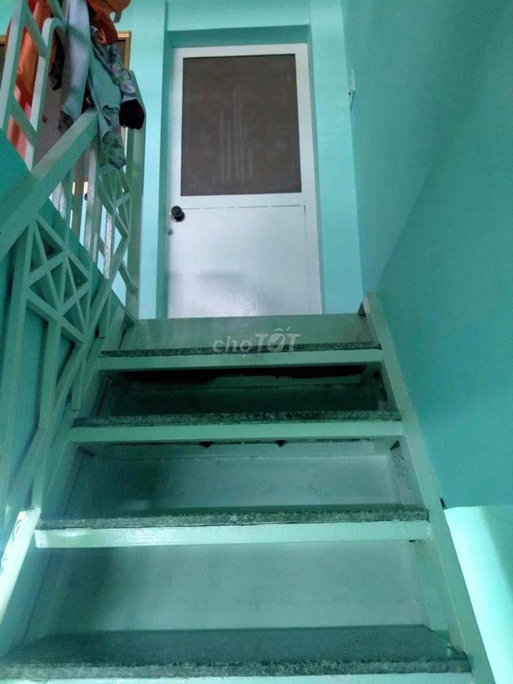 NHÀ 1 TRỆT 1 LẦU CHÍNH CHỦ