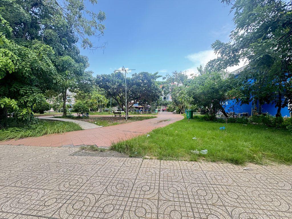 Nhà 3 Lầu  Tạ Quang Bửu - 4.5m x 20m -90m2 - Ngay Công Viên P5 Q8