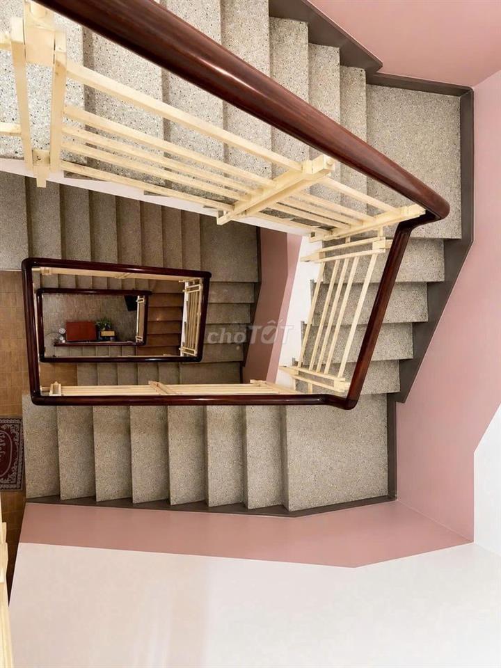 Không Có Căn Thứ 2 , Giảm  Gía 1 Tỷ  Nhà 3 Lầu -100m2 -4pn Đường 12m