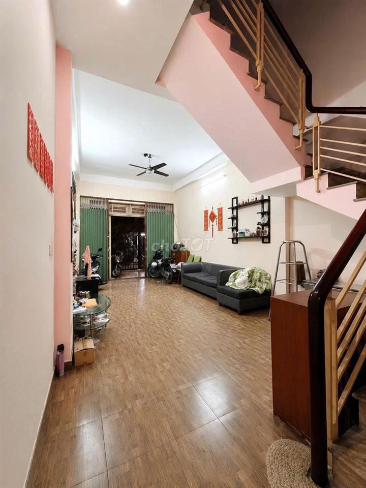 Không Có Căn Thứ 2 , Giảm  Gía 1 Tỷ  Nhà 3 Lầu -100m2 -4pn Đường 12m