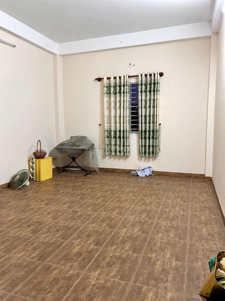 Không Có Căn Thứ 2 , Giảm  Gía 1 Tỷ  Nhà 3 Lầu -100m2 -4pn Đường 12m