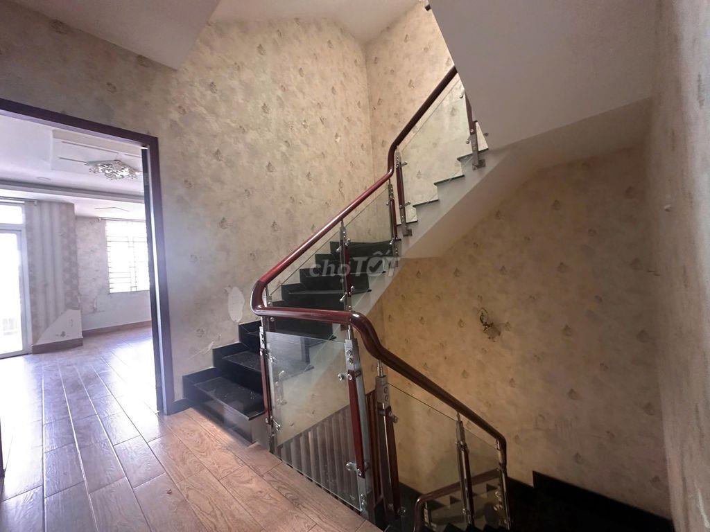 Giảm Ngay 1 Tỷ Bán Nhà 3 Lầu KDC Phú Lợi Đường 20m - 6m X 18m - 108m2