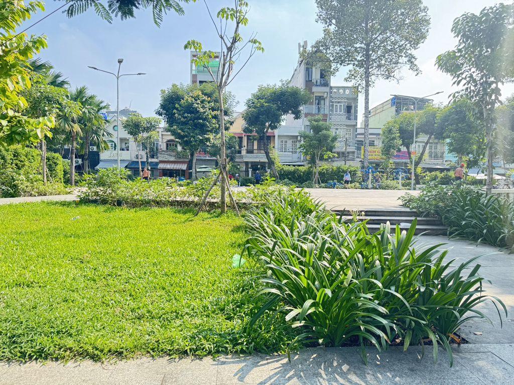Ngộp ngân hàng  bán gấp nhà kinh doanh MT- Dạ Nam - 66,6m - 4m x16,3m 