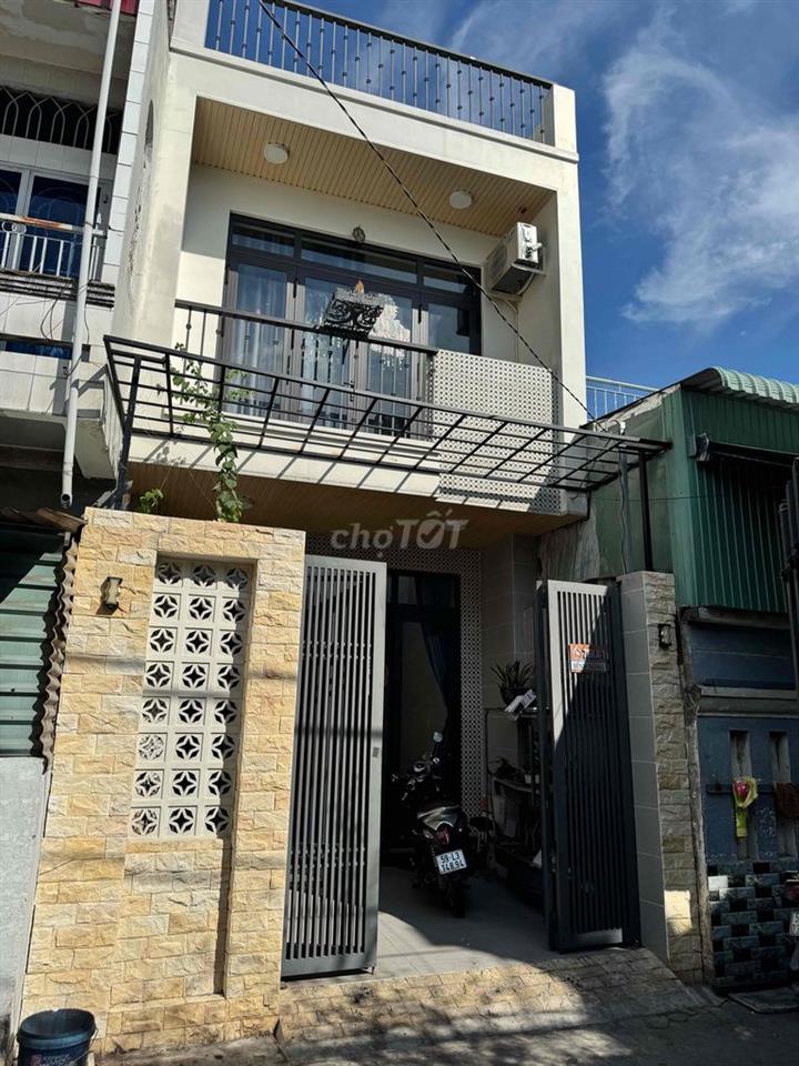 chính chủ bán nhà sổ hồng hoàn công đủ