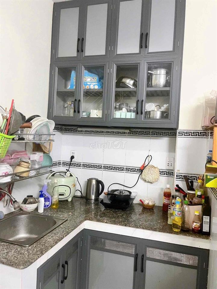 Bán nhà Âu Dương Lân quận 8