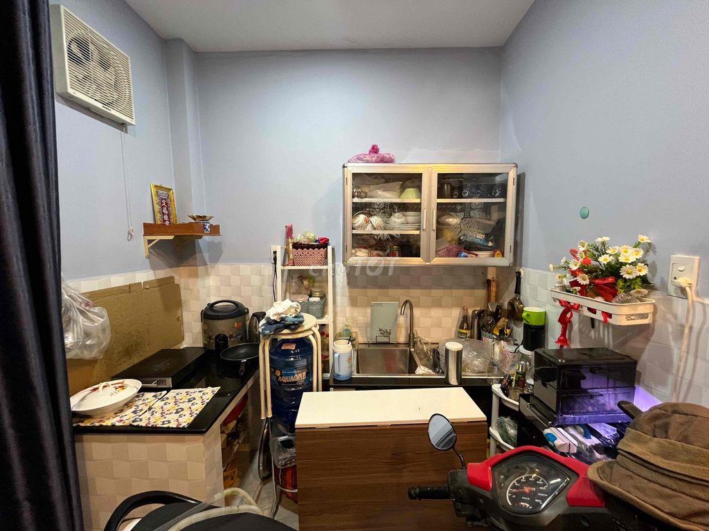 Cho Thuê nhà P14 Q8. phù hợp gd ở lâu dài
