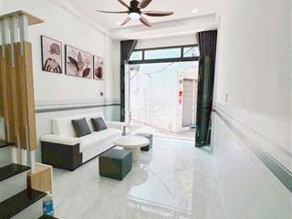 💸💸Giá thuê: 12.triệu/tháng + cọc 2 tháng 🏡🏡CHO THUÊ NHÀ NGUYÊN CĂN mới