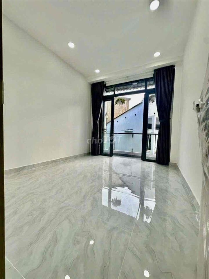 🏡 Nhà cho thuê mới cải tạo 💯căn gốc hẻm thông Hưng Phú thông ra Ba Đìn