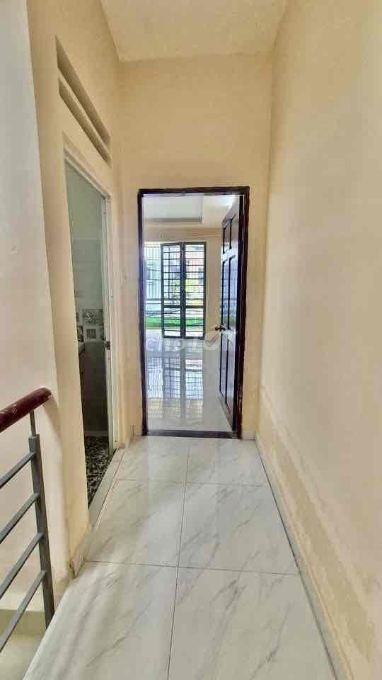 🏠Cho thuê nhà nguyên căn Dạ Nam P2 Q8 cũ ( P Chánh Hưng )  👉Hẻm ba gác
