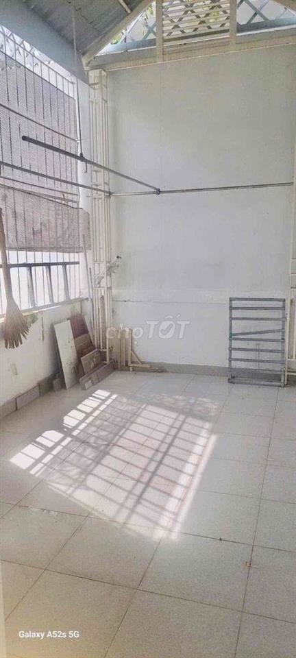 🏠 Nhà cho thuê hẻm  / Nguyễn Thị Tần  phường Chánh Hưng ( p2 q8 cũ) hẻ