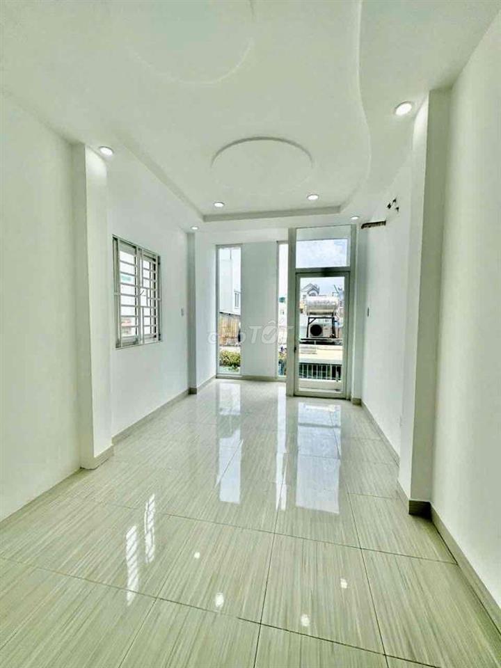 🏠 Nhà cho thuê mới sơn sữa ( p5 Q8 cũ ) phường Chánh Hưng mới hẻm 3 gá