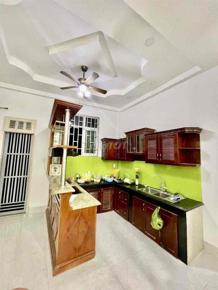 🏡 Nhà cho thuê hẻm Tám Danh p4 q8 Hẻm trước nhà 3 m 📐Dt; 5.2 x10  1 tr