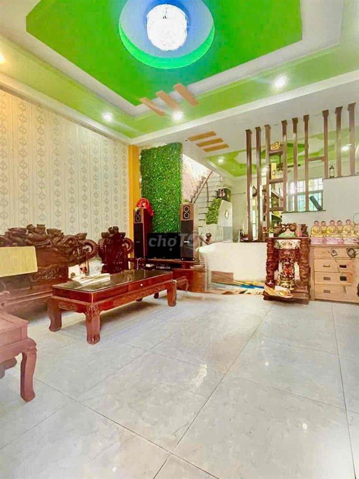 🏡 Nhà cho thuê hẻm Tám Danh p4 q8 Hẻm trước nhà 3 m 📐Dt; 5.2 x10  1 tr