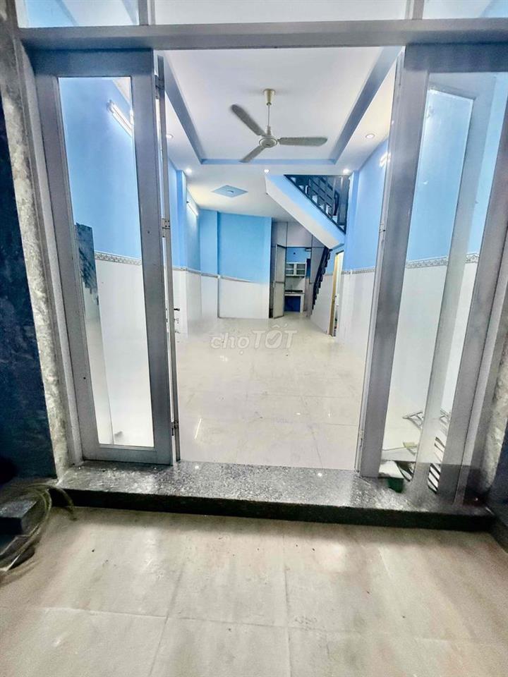 🏠Nhà cho thuê  mặt tiền mới sơn sữa mới 💯(P5. Q8 củ) Phường Chánh Hưng