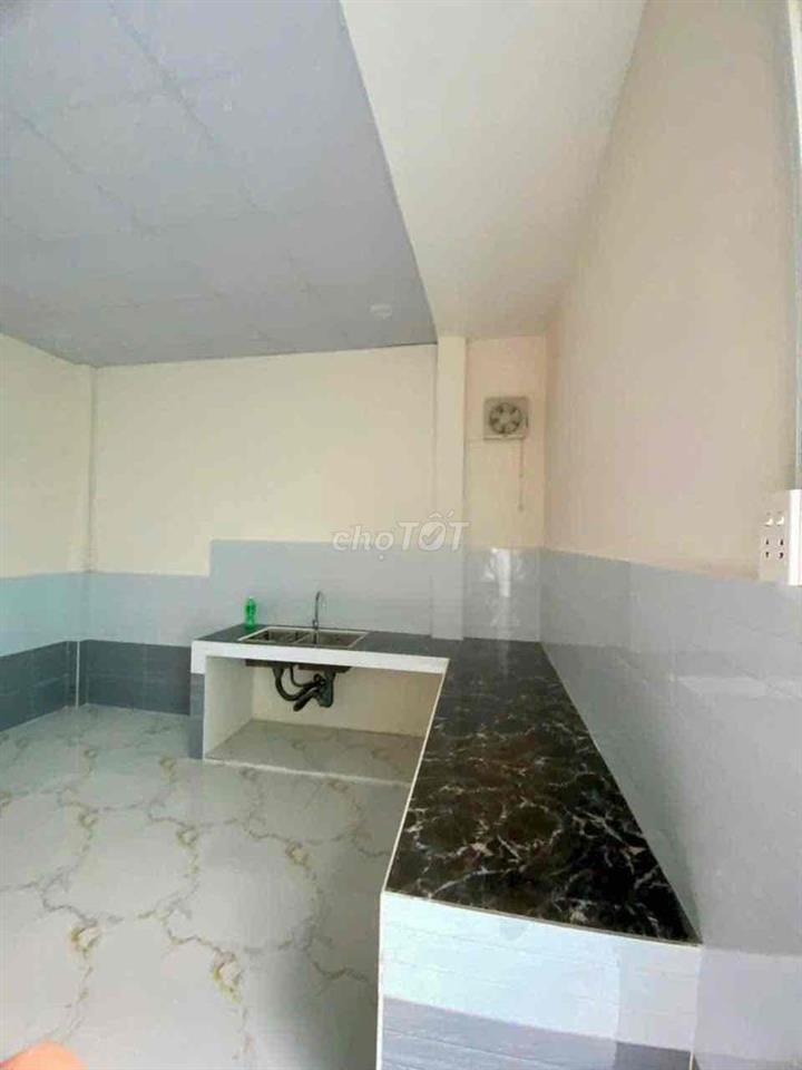 🏠Cho thuê nhà mặt tiền đ QL 50 xã Bình Hưng   Cách bến xe 🚃🚃 Q8 500 mé