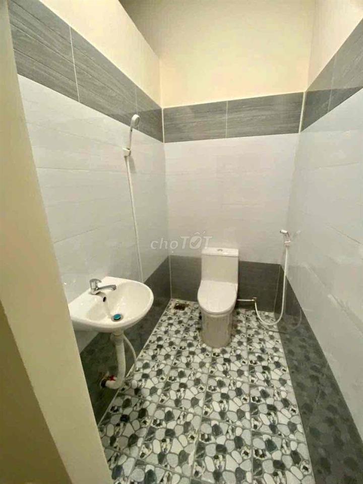 🏠Cho thuê nhà mặt tiền đ QL 50 xã Bình Hưng   Cách bến xe 🚃🚃 Q8 500 mé