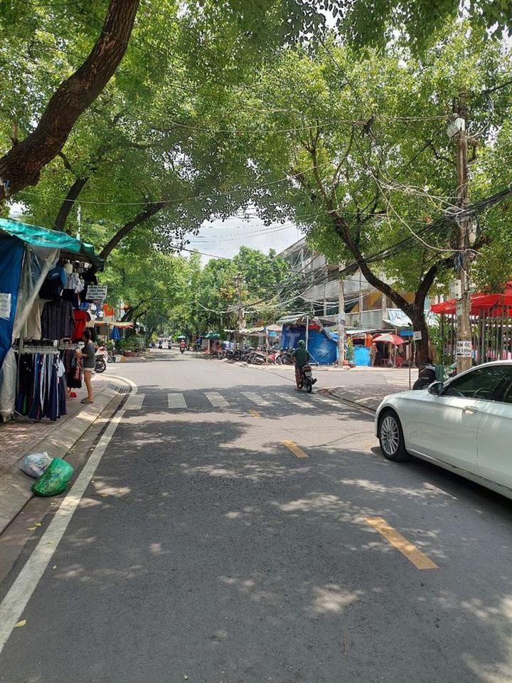 Cho thuê nhà Mặt tiền đường Bùi Điền & Phạm Thế Hiển P4.Q8 DT.3m5×14m.