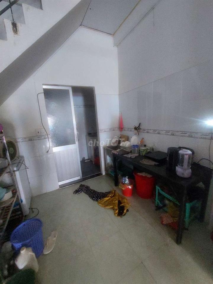 Cho thuê nhà Mặt tiền đường Bùi Điền & Phạm Thế Hiển P4.Q8 DT.3m5×14m.