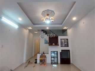 Cho thuê nhà đường Phạm Hùng C4 DT.4m×17m } 1 Lầu 3Phòng 2toilet hẽm5m