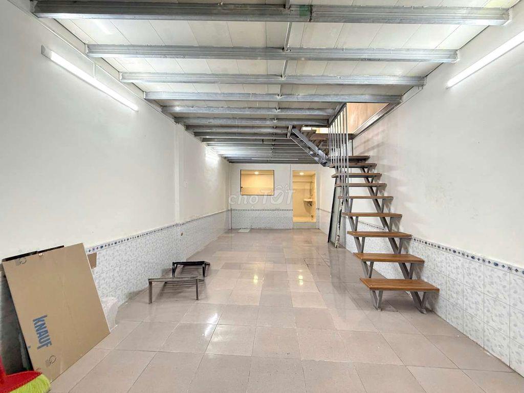 Cho thuê nhà đường Phạm Thế Hiển P6 DT.4m×12m } 1 Lầu 1 Phòng suốt 2wc