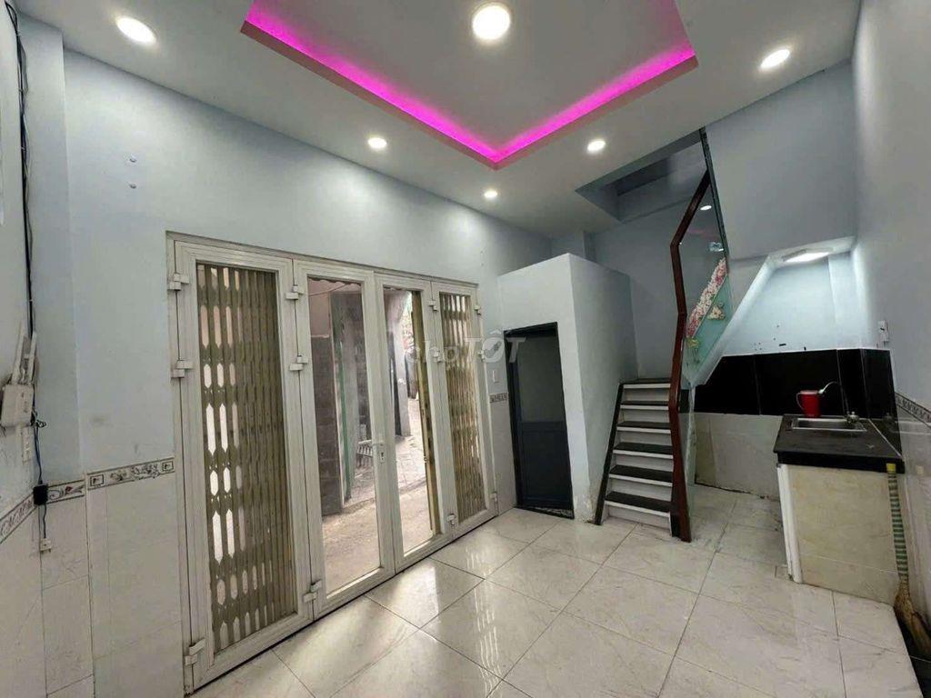 Cho thuê nhà Mặt Tiền đường Phạm Thế Hiển P4.Q8 DT.3m2×6m. 1Lầu 1Phòng