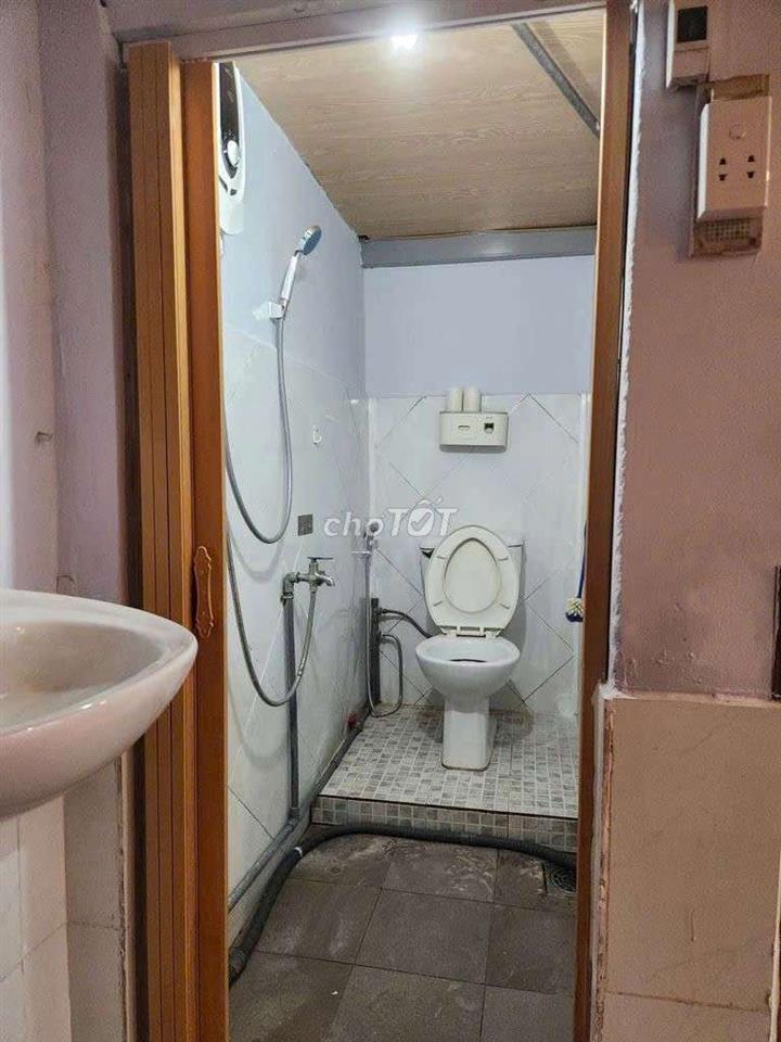 Cho thuê nhà đường Hưng Phú & Lưu Quý Kỳ P10.Q8 DT.4×8 } 1 Lững 1Phòng