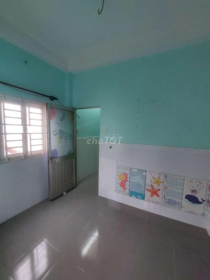 Cho thuê nhà đường Phạm Hùng C10 DT.2m7×6m } 1 lầu 1 Phòng 1 toilet