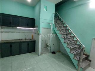 Cho thuê nhà đường Quốc Lộ 50 DT.4m×5m } 1 Lầu 2 Phòng 1 toilet Hẽm2m5