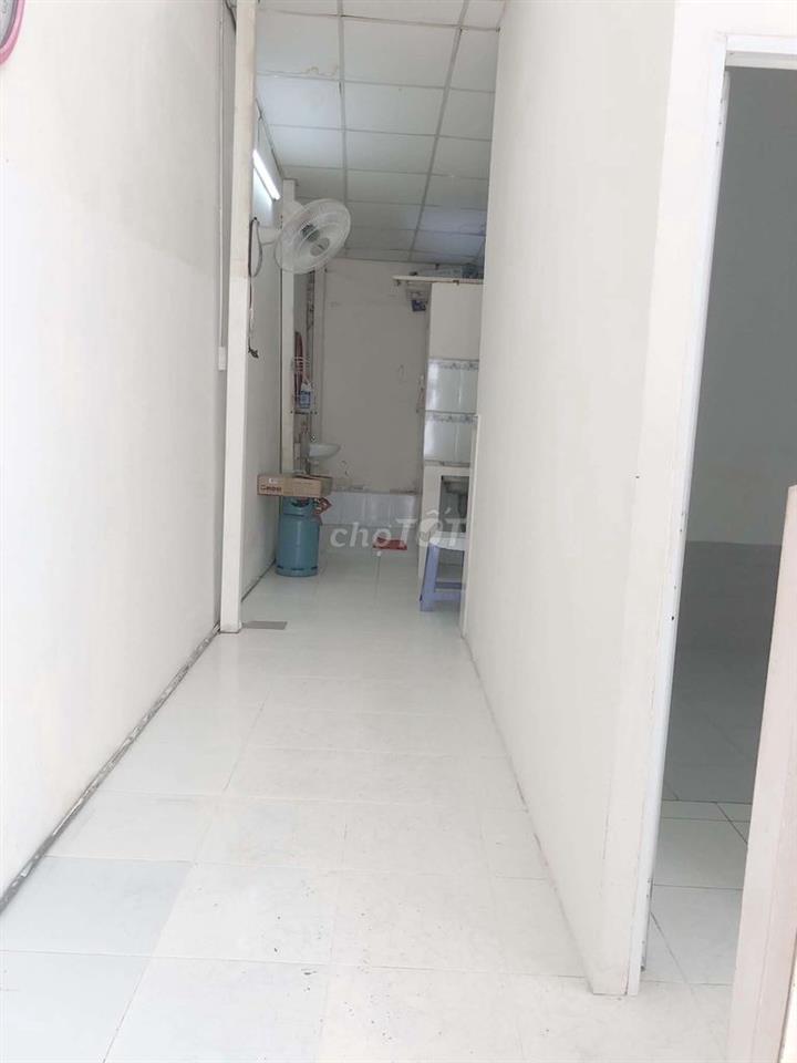Nhà kiệt Phạm Thế Hiển