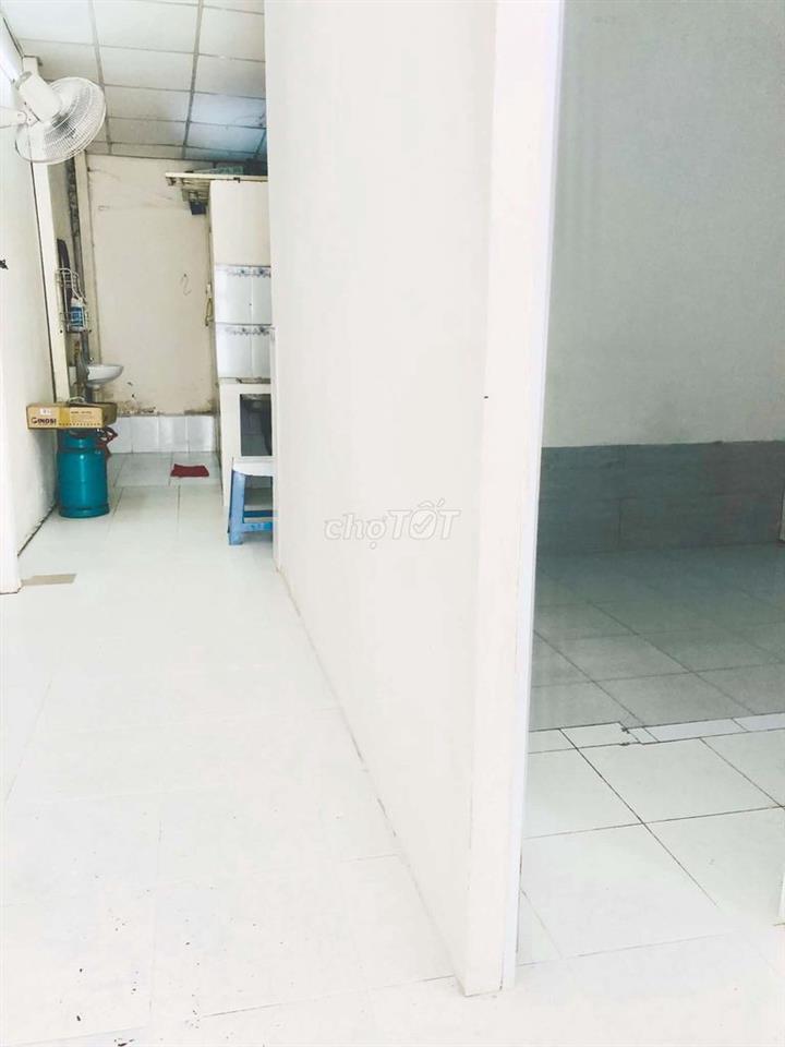 Nhà kiệt Phạm Thế Hiển