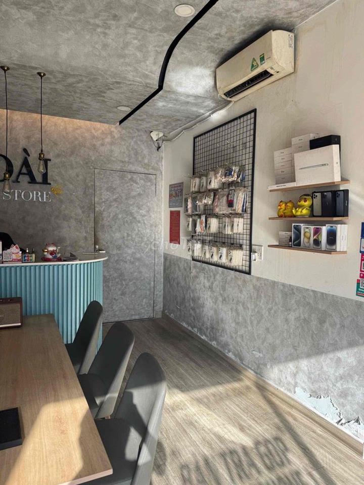 SANG NHƯỢNG SHOP VÀ MẶT BẰNG MẶT TIỀN Q8
