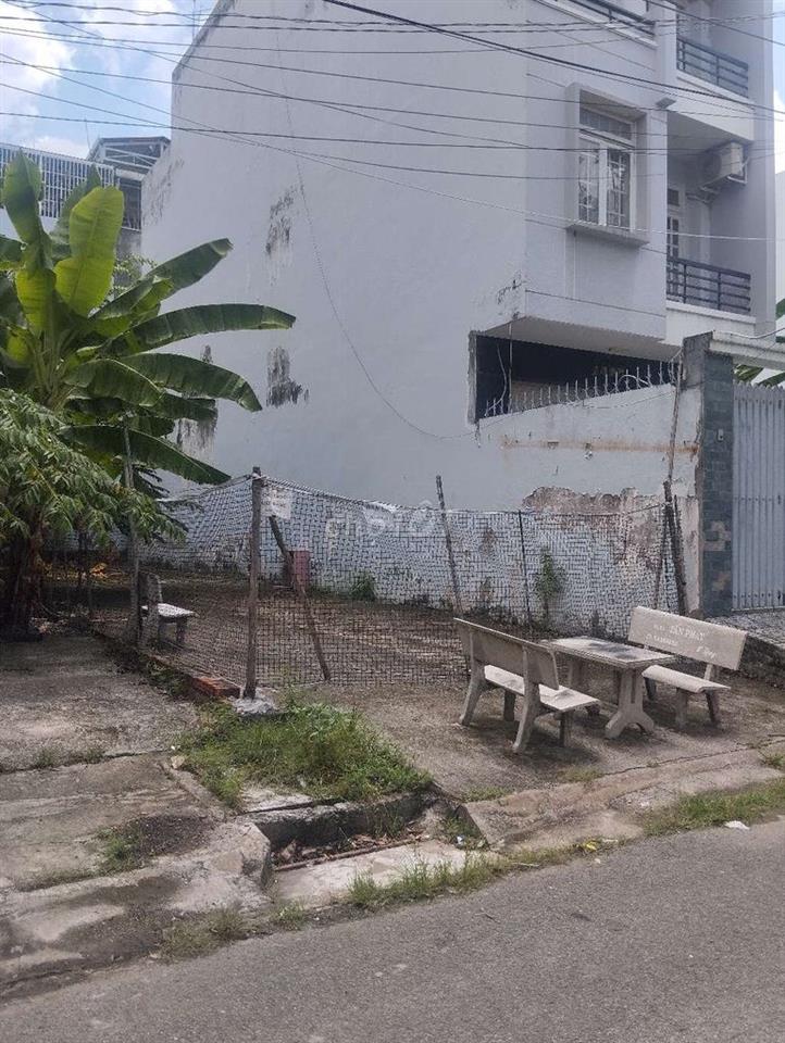 Đất Hướng Đông KDC Phú Lợi p7q8