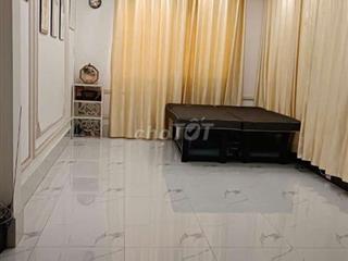 CẦN 1 BẠN Ở GHÉP TẦNG LỮNG 