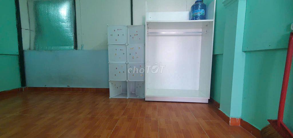 Phòng trọ (MỚI XÂY) 7 Dã Tượng, P. 10, Q. 8 (có MÁY LẠNH, MÁY GIẶT) 