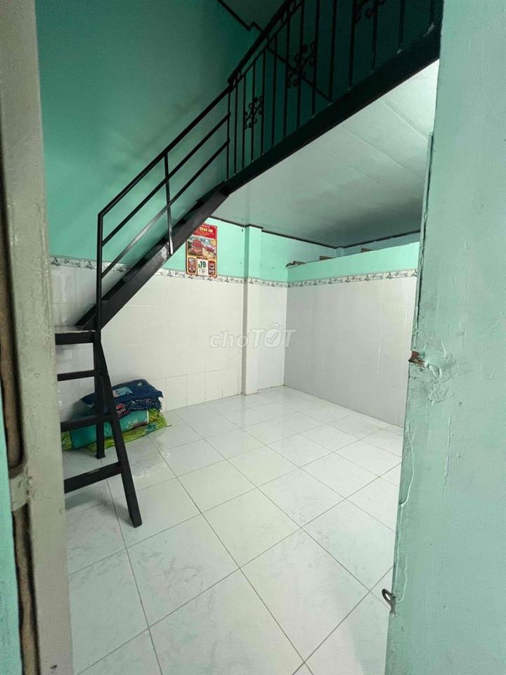 cho thuê phòng giá rẻ yên tĩnh P phú định (p14 cũ)