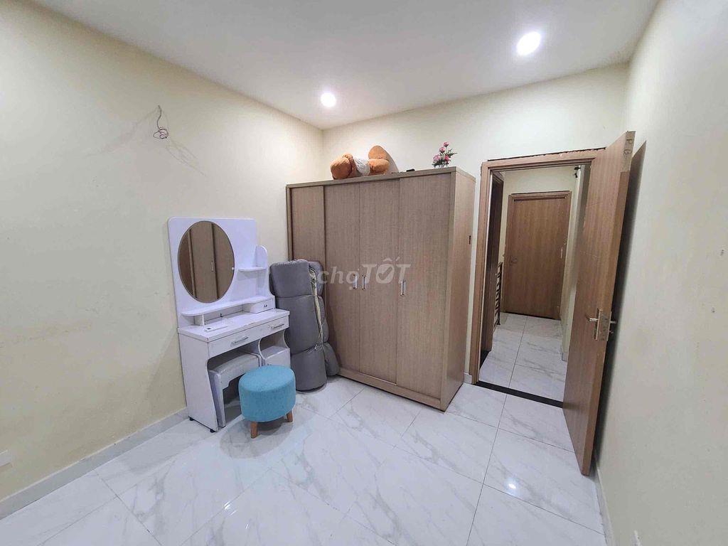 BÁN NHÀ 2PN 2WC 2 BAN CÔNG 66M2 NGAY TRUNG TÂM Q7
